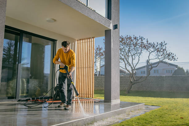 Best Fence Cleaning  in Mukwonago, WI